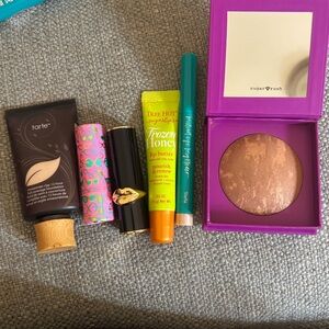 *MAKEUP BUNDLE*